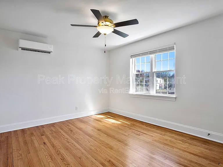 402 S Center St #4 — Photo 18