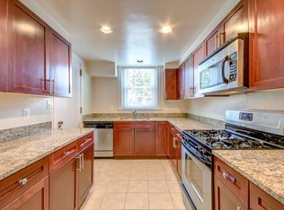 9 Perry Cir APT C, Annapolis, MD 21402