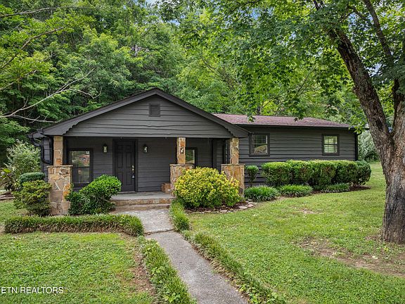 2nd image of 1729 W Brushy Valley Dr