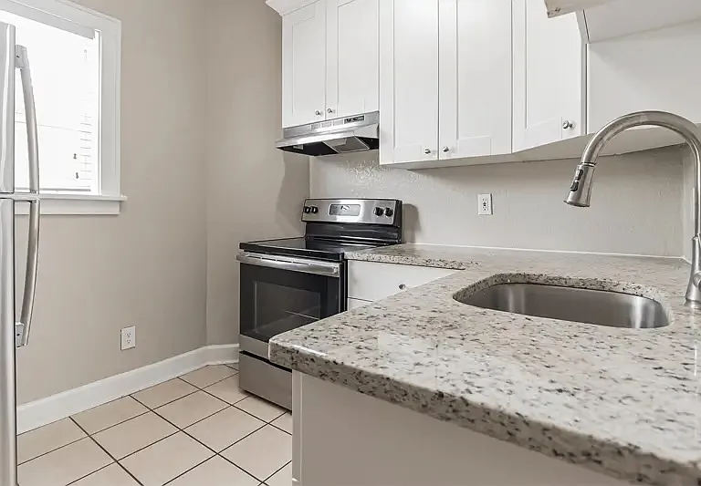 3311 W San Juan St — Photo 5