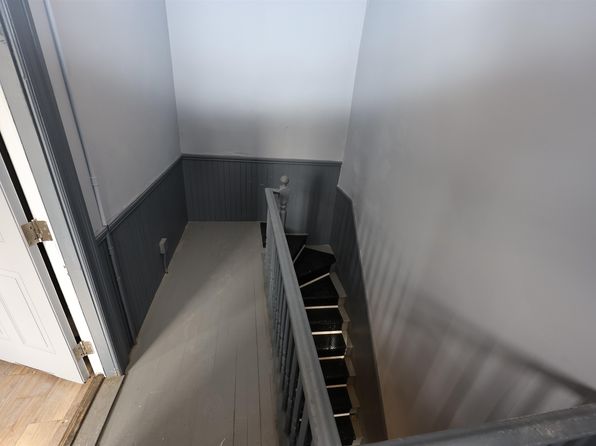 manchester-new-hampshire-74288034 picture