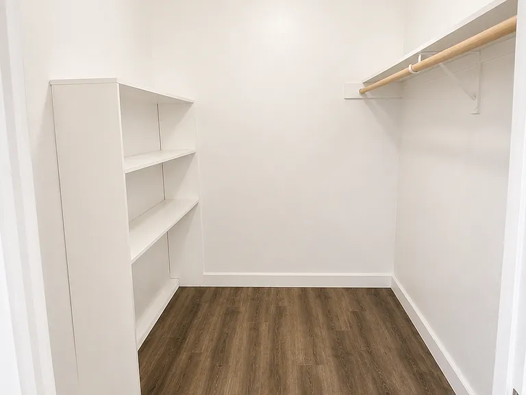 1251 Kenny Dr #13 — Photo 4