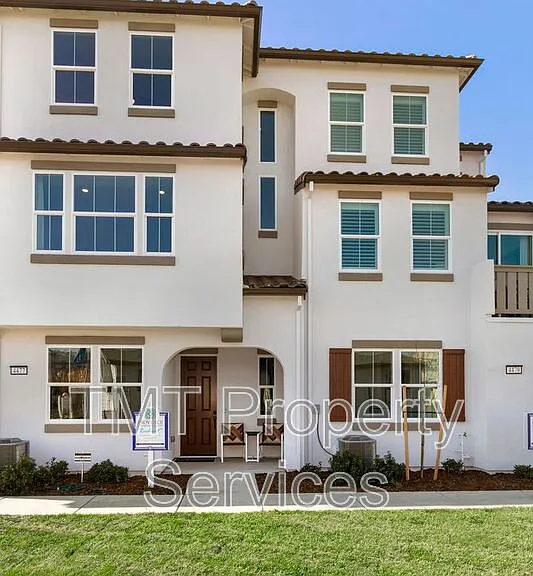 2957 Valbonne Walk — Photo 1