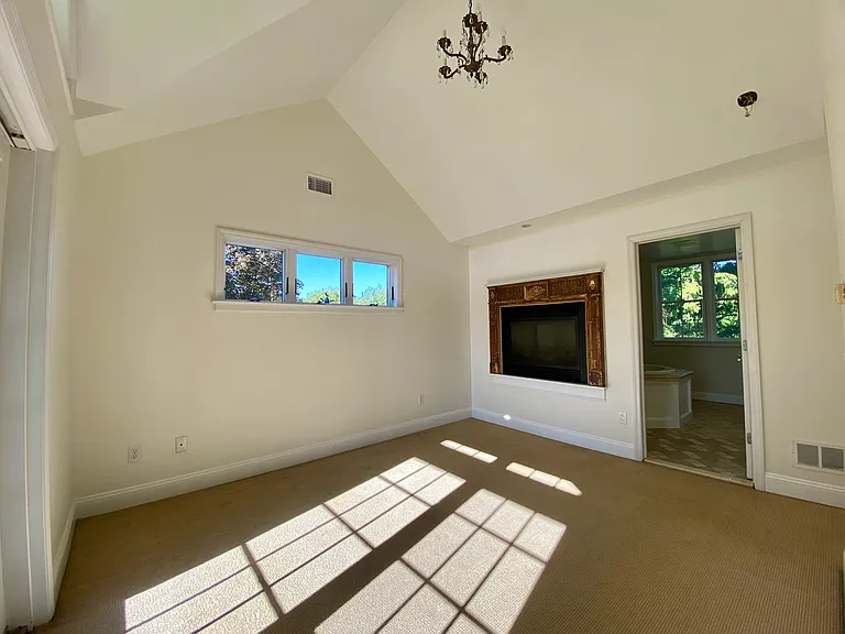 11 Michaels Ln — Photo 14