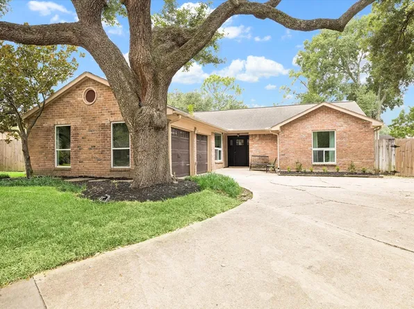 2003 Round Lake Dr, Houston, TX 77077