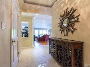 17551 Margate St, Encino, CA 91316