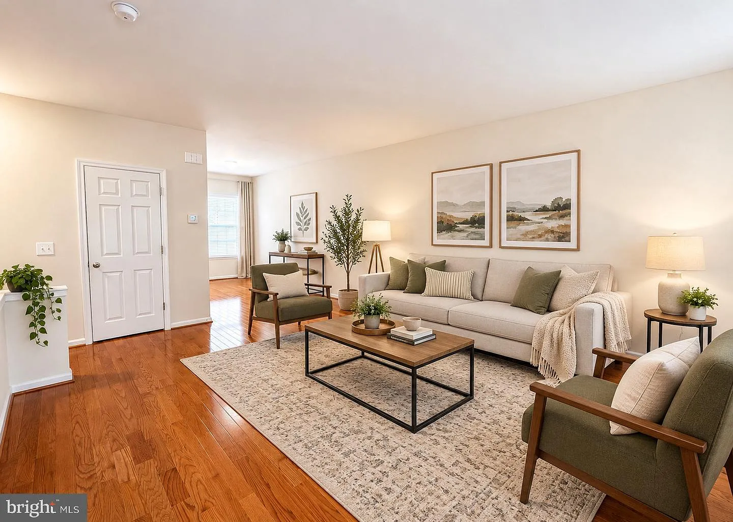3 bed, 2.5 bath, 1528 sqft, $2,750 — Photo 2