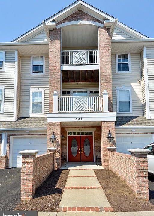 1st image of 421 Hamlet Club Dr Unit 204