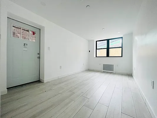 Rented by Aracely Cometti Fan | media 11