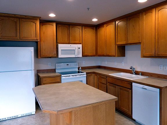 All new appliances in Kitchen