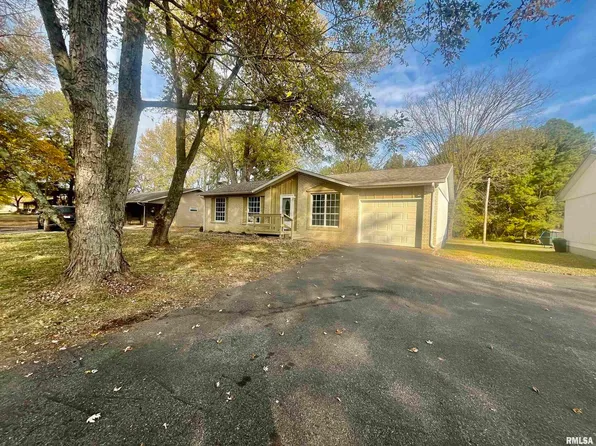 997 Country Club Rd, Metropolis, IL 62960