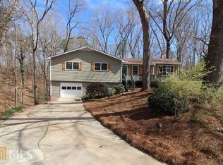 6924 Sky Lane Dr, Acworth, GA 30102