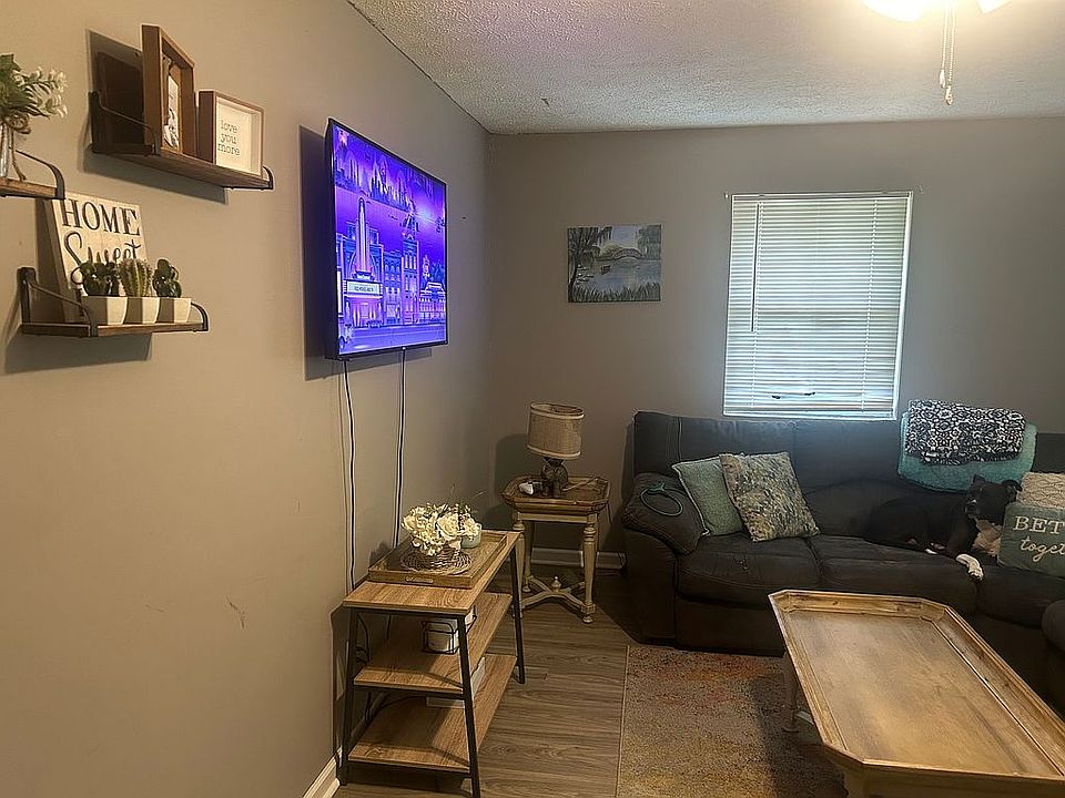 2625 L And N Turnpike Rd, Horse Cave, KY 42749 | Zillow