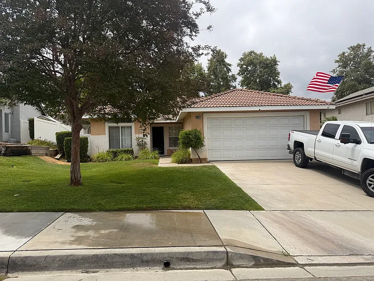 33577 Brushy Hollow Dr — Photo 1