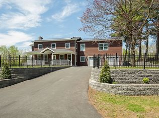 21 East Rd, Troy, NY 12180