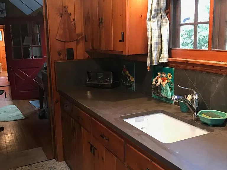 10 Juniper Ln — Photo 28