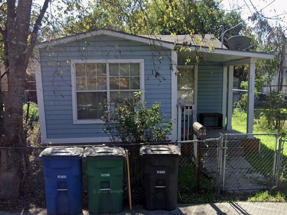 1st image of 2118 Vera Cruz St