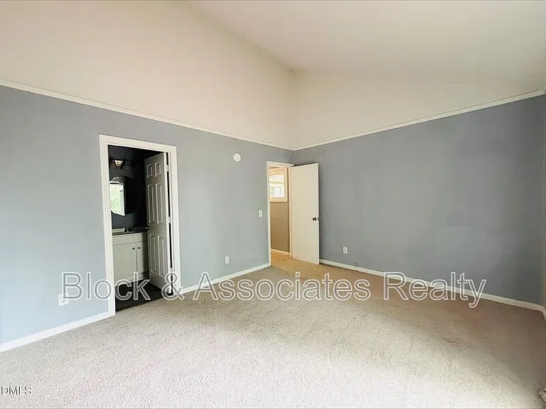 378 Kittery Point — Photo 8