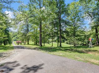 5626 Poplar Corner Rd, Walls, MS 38680