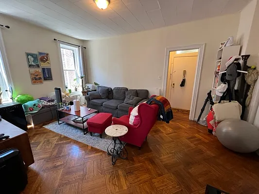 Rented by REALTY QUEST NEW YORK INC | media 12