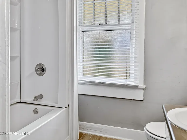 325 Ellis St #B — Photo 9