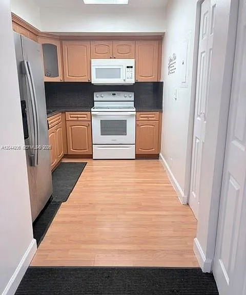 3300 NE 191st St #702 — Photo 10