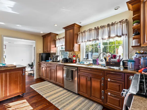 918 Nicholson Rd, Wynnewood, PA 19096