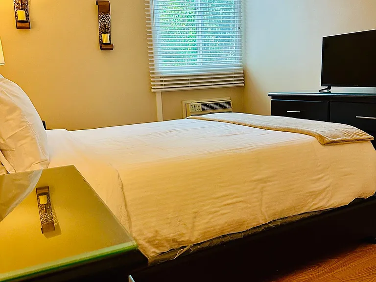 537 Evergreen St #8 — Photo 8
