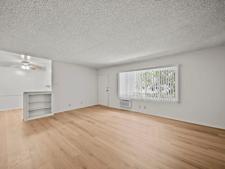 231 Justin Ave #3 — Photo 6