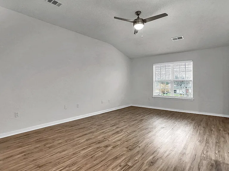 8940 Latitudes Dr — Photo 25