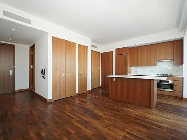 400 5th Ave APT 33B, New York, NY 10018