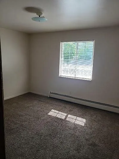 4 Family Apartment Complex — Photo 4