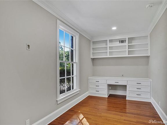 2nd image of 4464 Richmond Ave