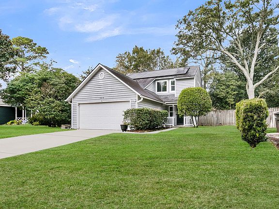 2nd image of 1415 Oaklanding Rd