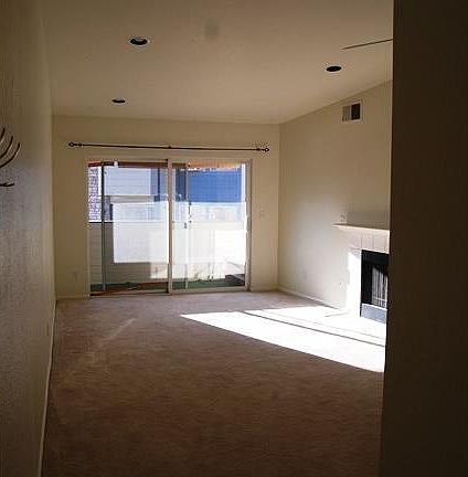 4th image of 427 S Memphis Way APT 305B