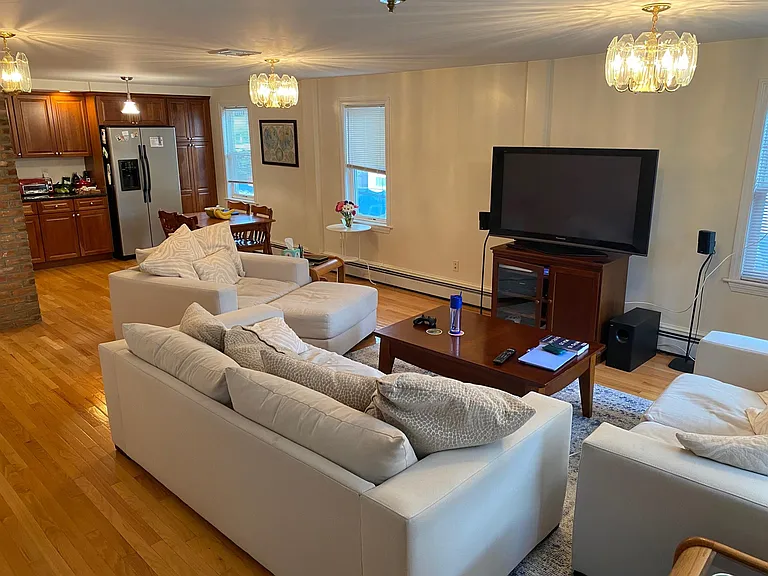 3 Lopez Ave #3 — Photo 10