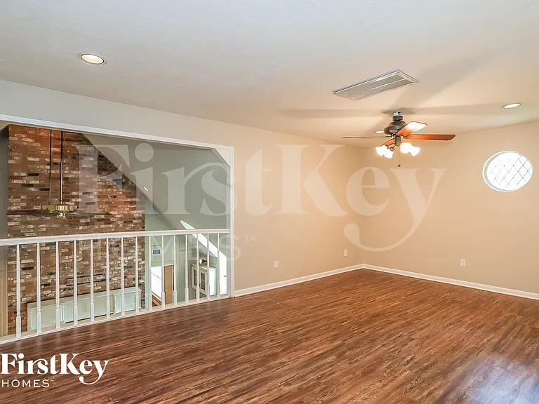 6511 Misty Spring Ln — Photo 8