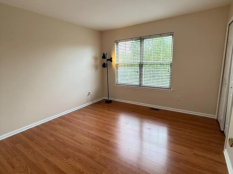 2605 Gramercy Way — Photo 33