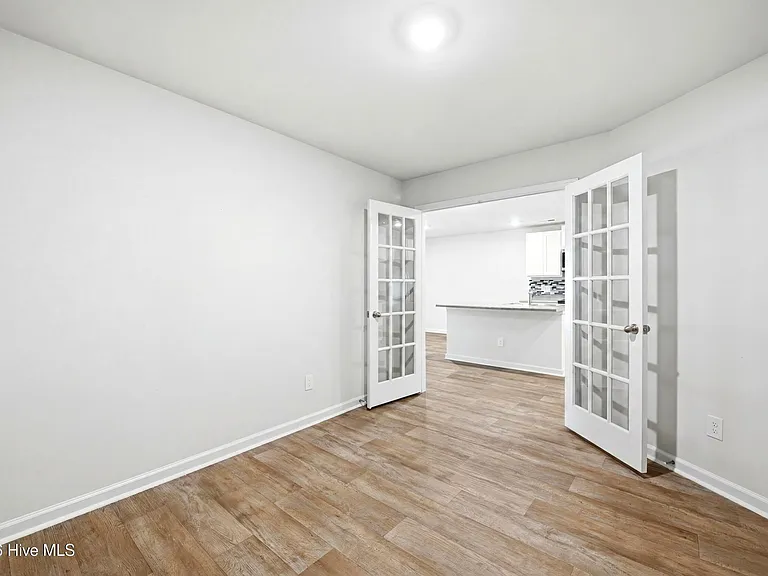1636 Bellamy Place Dr — Photo 11
