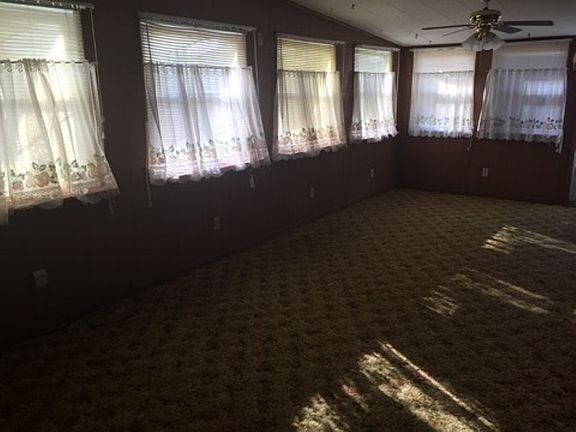4th image of 845 Daggett Dr