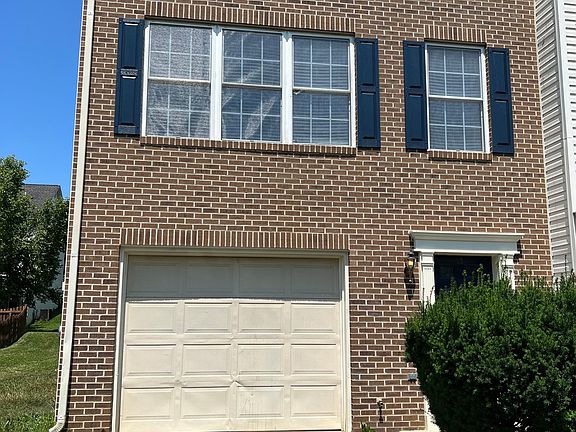 2nd image of 55 Effie Ln
