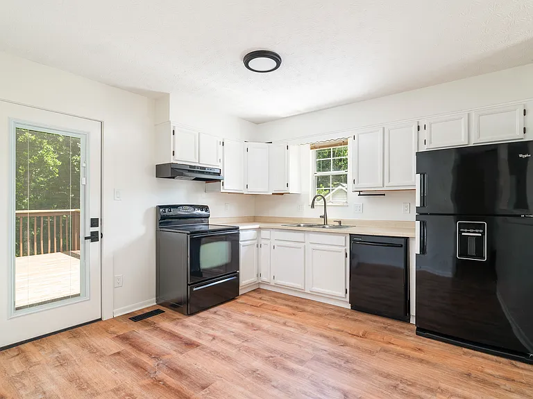 3312 Kendallmac Ln — Photo 9