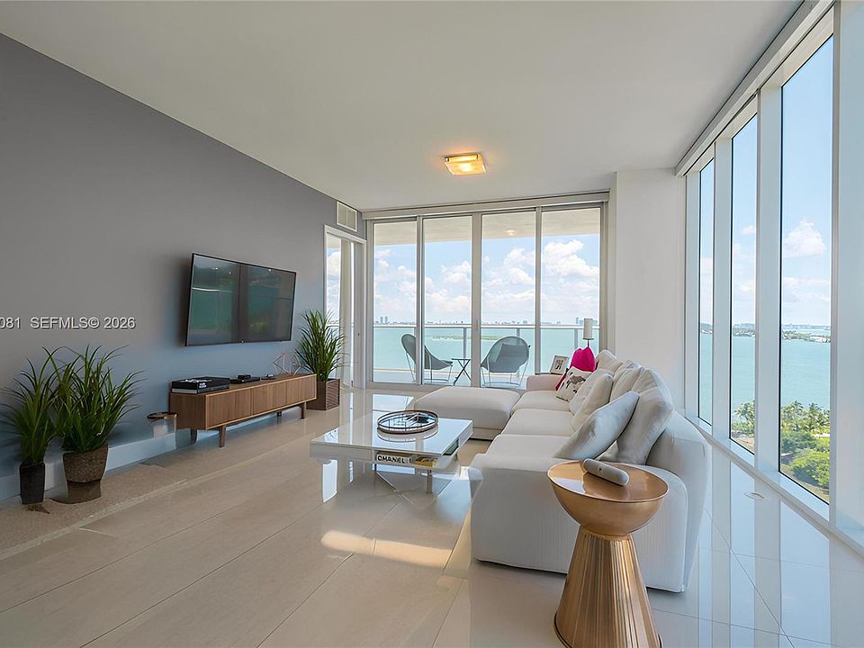 1st image of 2020 N Bayshore Dr APT 1510