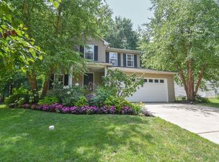 1523 Thornberry Rd, Amelia, OH 45102