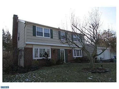 38 Abbott Rd photo 1