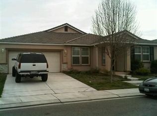 216 Marina Ln, Waterford, CA 95386