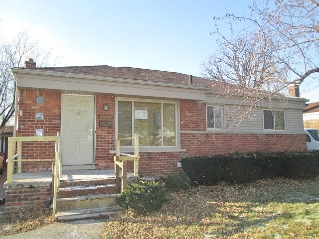 1st image of 25535 Barbara St