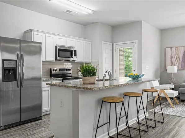 4003 Bryce Manor Ln, Decatur, GA 30034