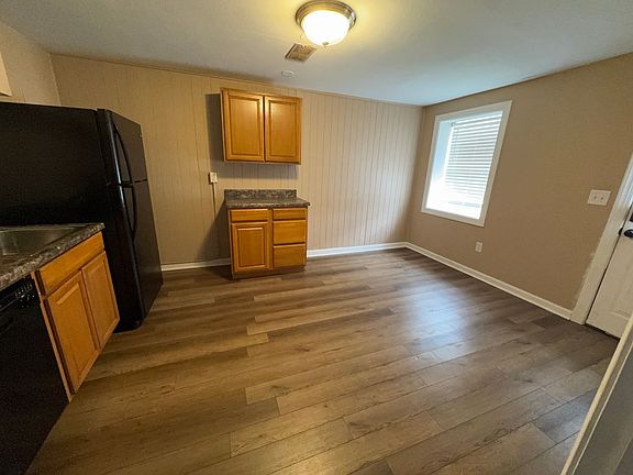 5th image of 710 Cabell Dr #7