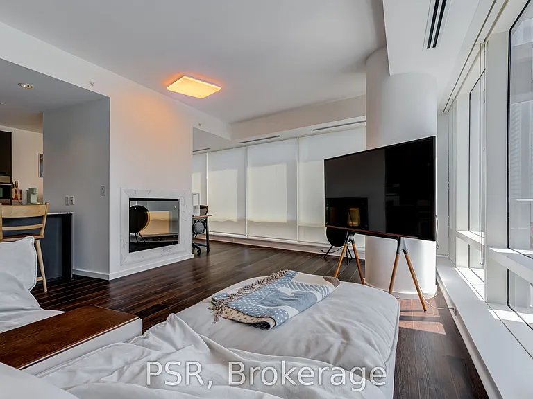 180 University Ave #3109 — Photo 11